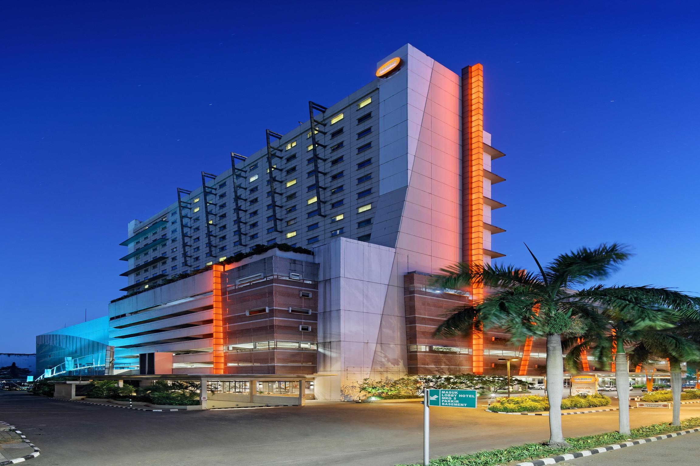 Harris Hotel And Conventions Kelapa Gading Jakarta Exterior photo