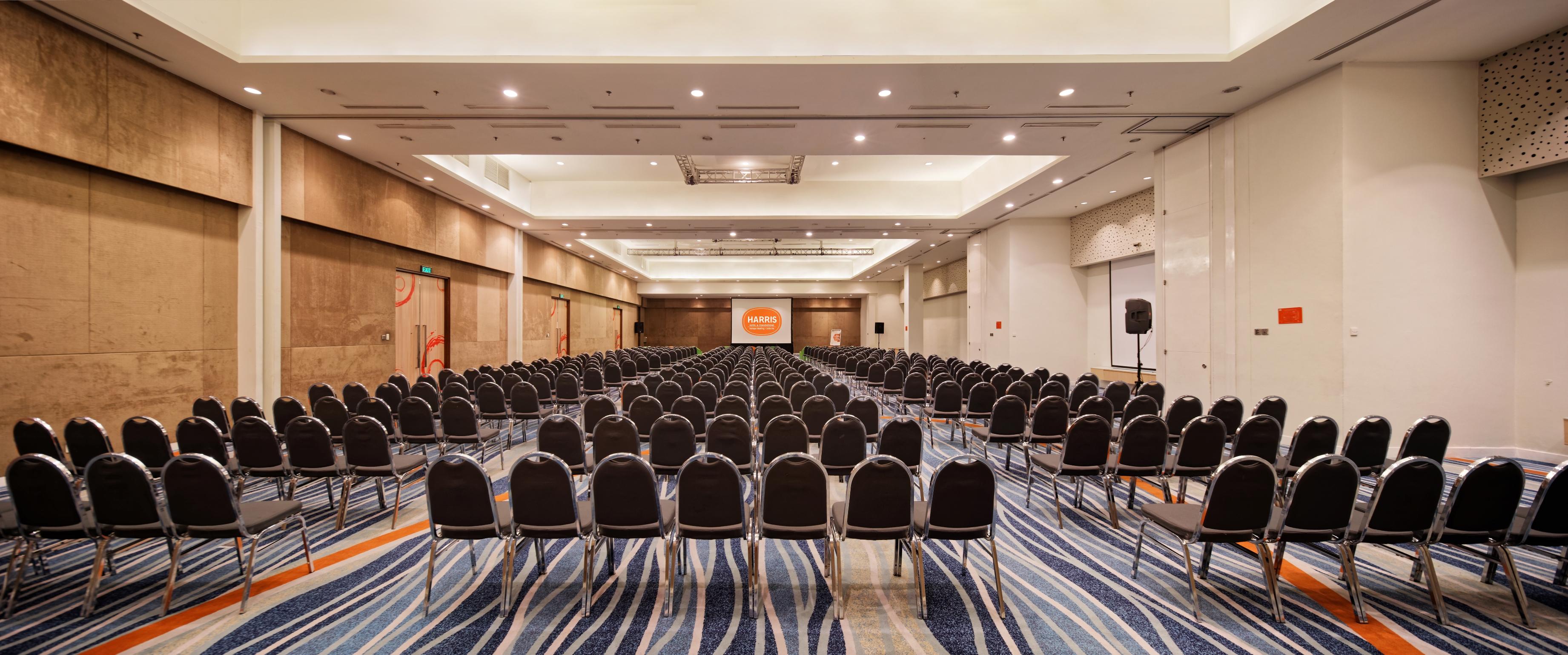 Harris Hotel And Conventions Kelapa Gading Jakarta Exterior photo