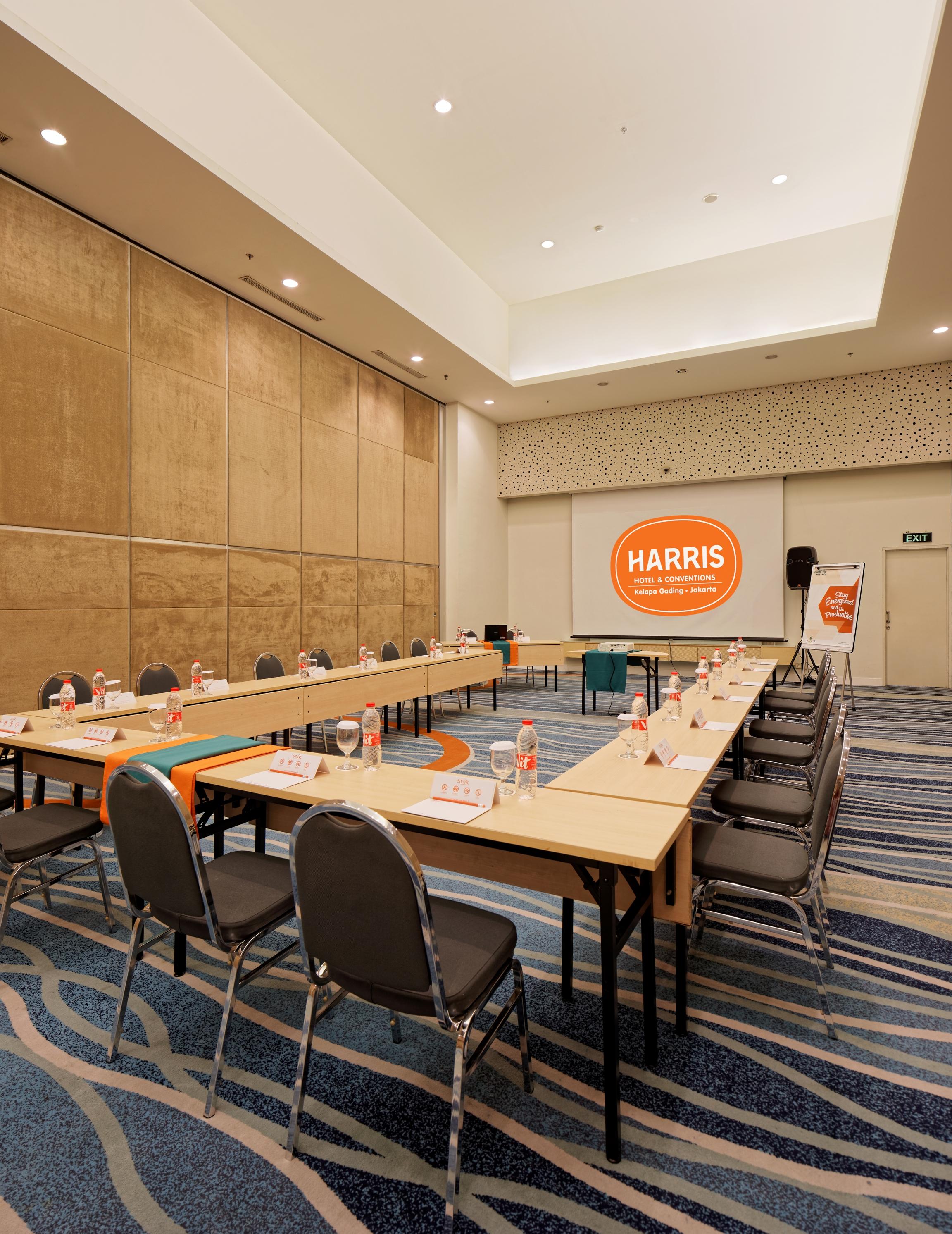 Harris Hotel And Conventions Kelapa Gading Jakarta Exterior photo