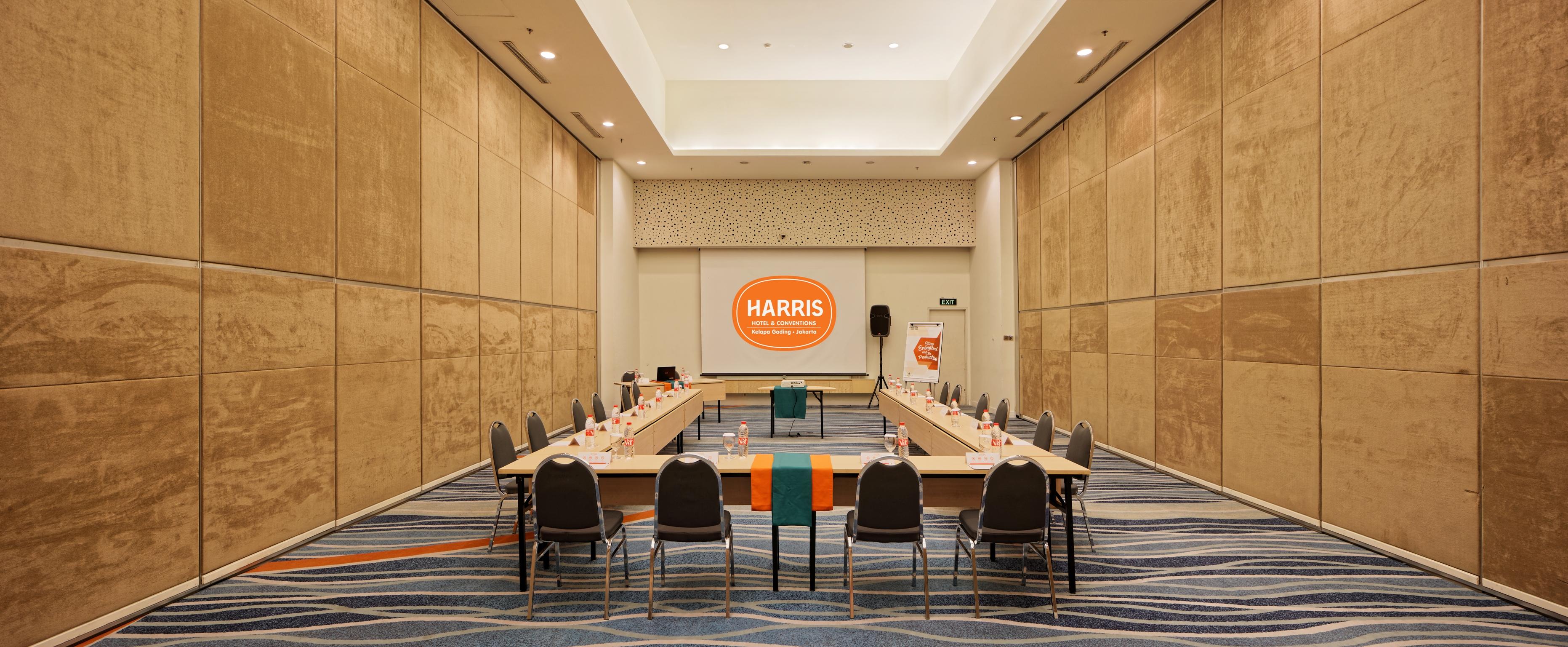 Harris Hotel And Conventions Kelapa Gading Jakarta Exterior photo