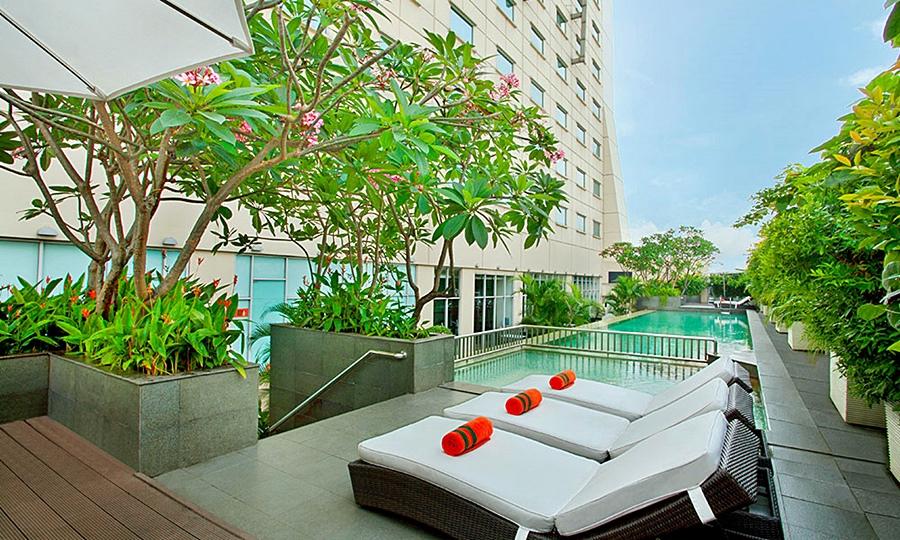 Harris Hotel And Conventions Kelapa Gading Jakarta Exterior photo
